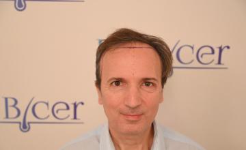 Ozlem Bicer MD-4080 Grafts FUE by micro-motor, 7. month result